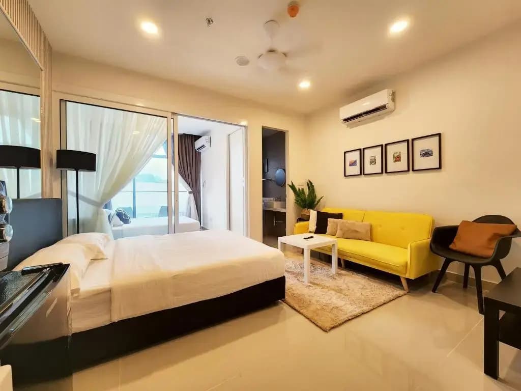 The Shore Kota Kinabalu City Centre by LW Suites - photo 1