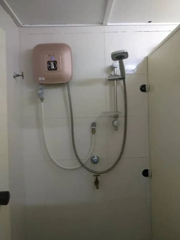 Bangau Capsule Hotel - Downtown KLIA - photo 4