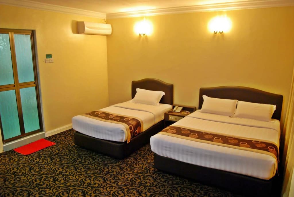 Greenlast Hotel - photo 6