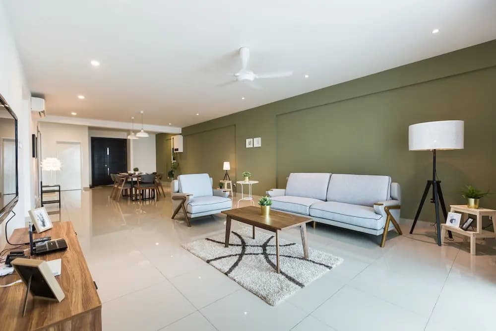 Spacious Seaview Suite - photo 1