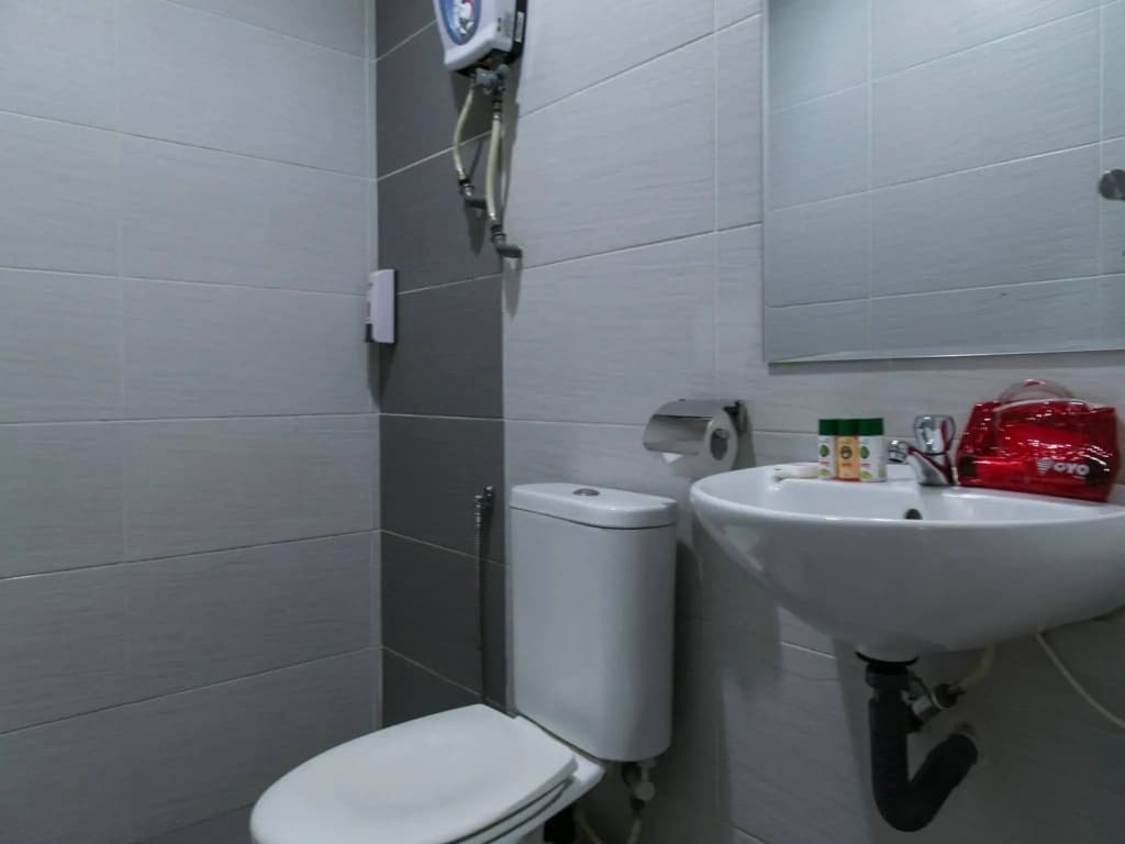 OYO 201 Smile Hotel Selayang Point - photo 9