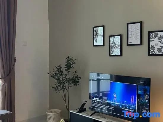 Sri Danna Home 2 (4R 3BR) 3R Airconditioned Spacious & Peaceful - photo 8