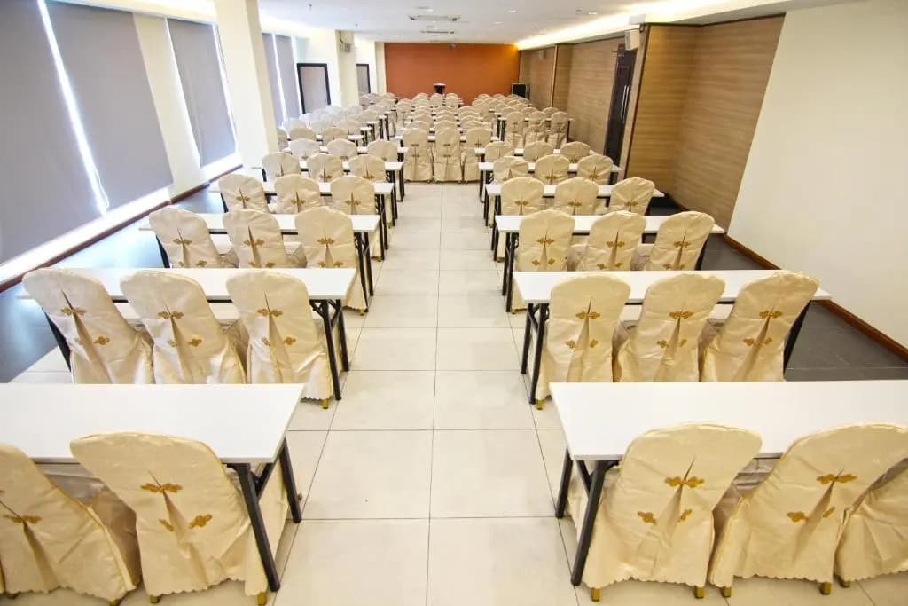 Putatan Platinum Hotel - photo 15