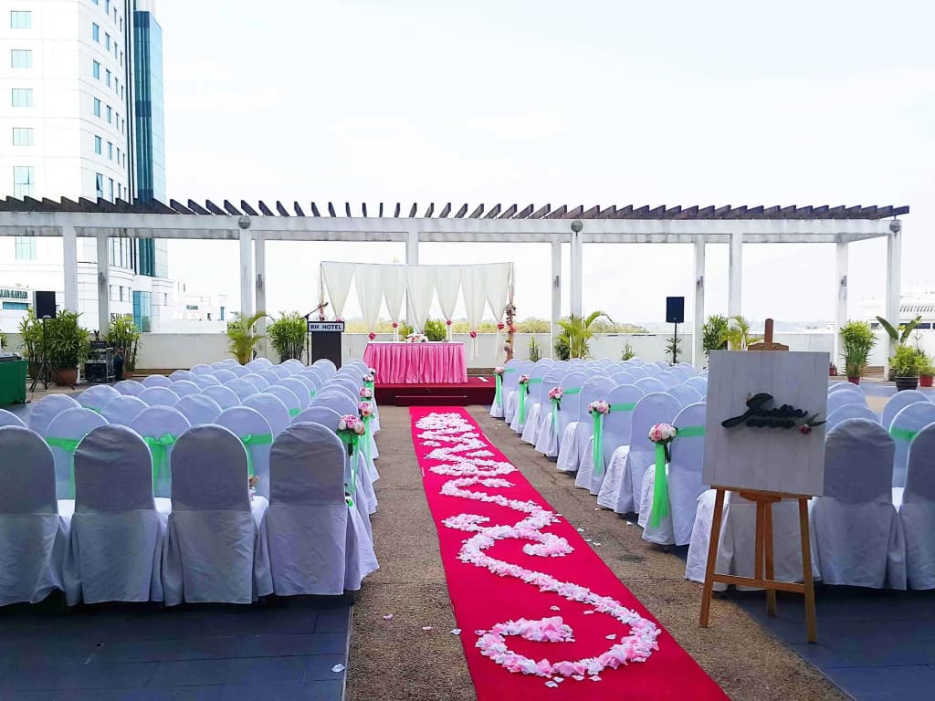 RH Hotel Sibu - photo 12
