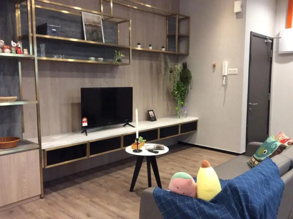 Mid Valley 1km away Verve Suites Old Klang Road - photo 2