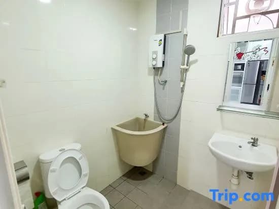 Spacious Garden Side 4BR 10Pax @Near Alma Jucso @ Jovial - photo 3