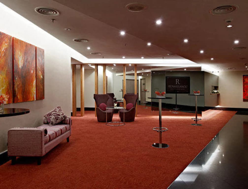 Renaissance Kuala Lumpur Hotel & Convention Centre - photo 16