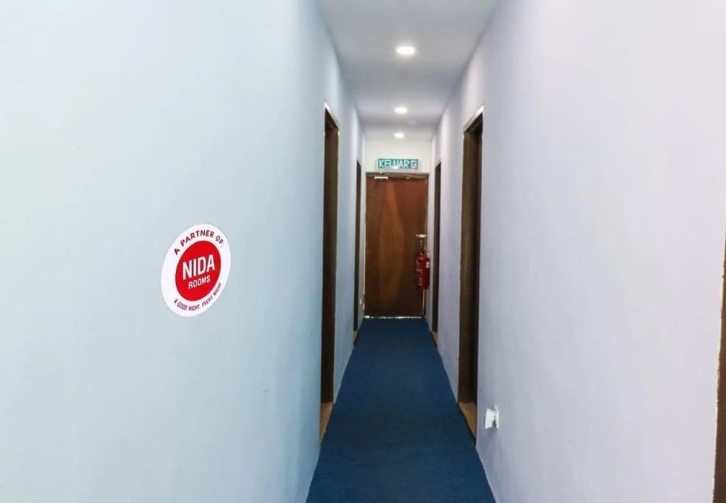 Colour Hotel - photo 12