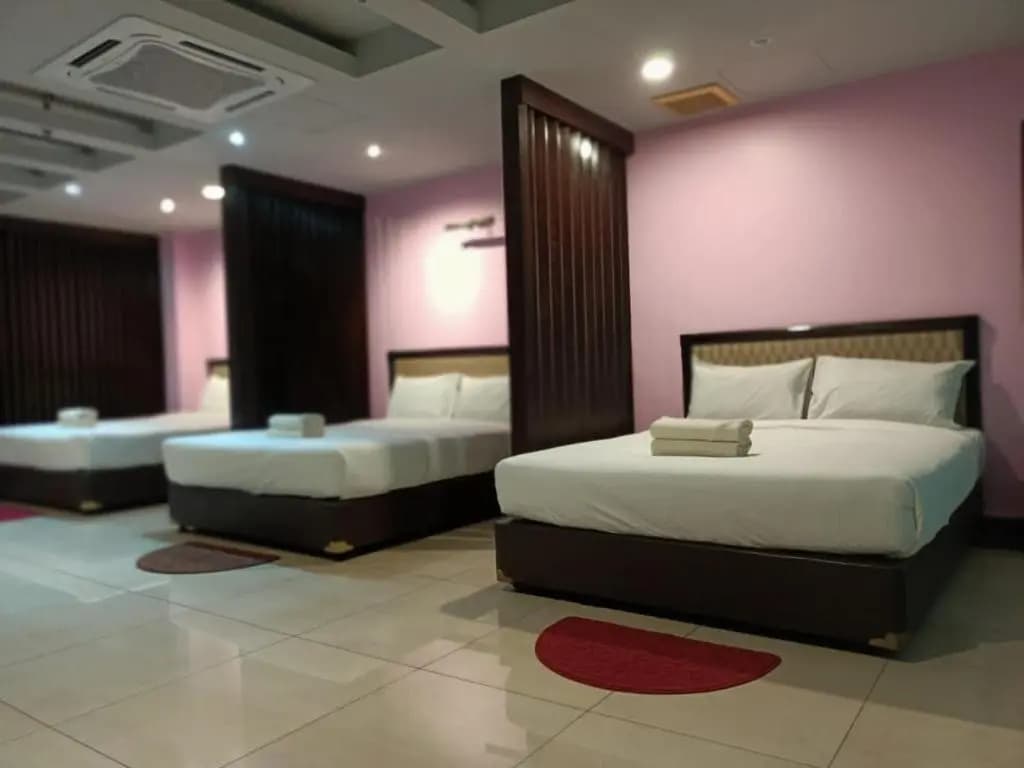 Hotel Sri Sutra PJ 222 - photo 10
