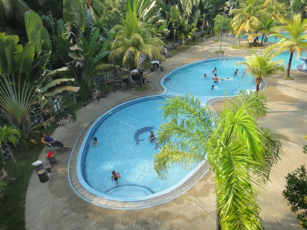 Teluk Batik Holiday Apartment - photo 18