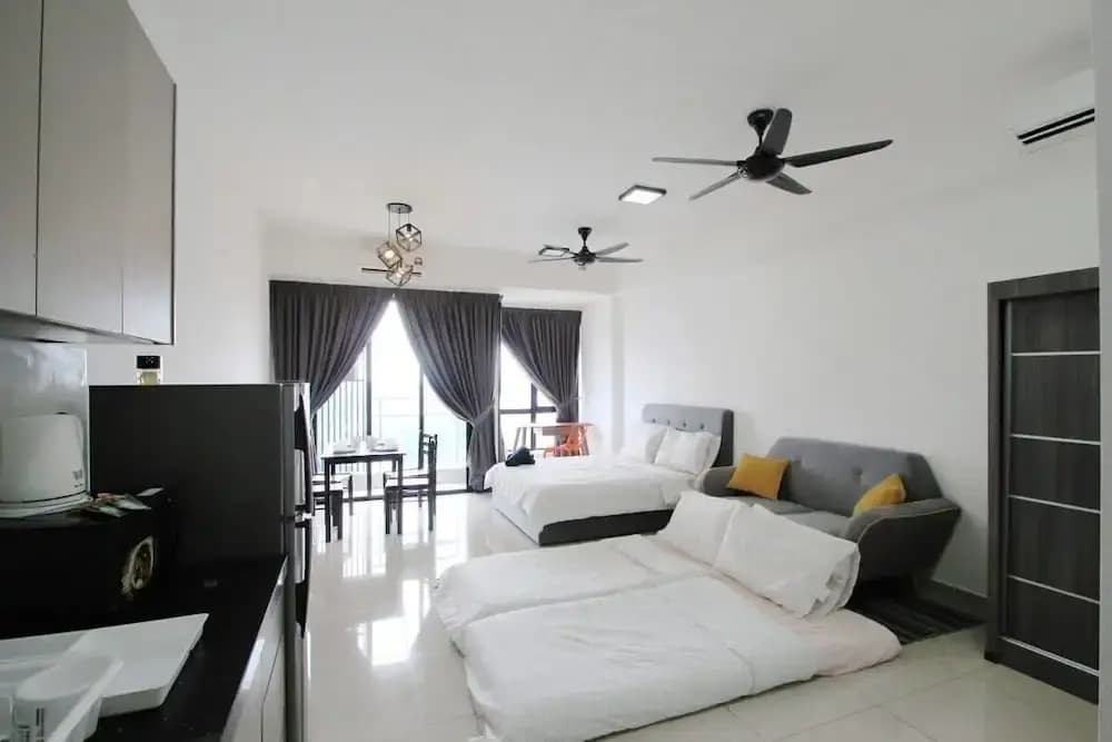 A Lovely, Utropolis Studio Near Kdu, Free Parking - photo 3