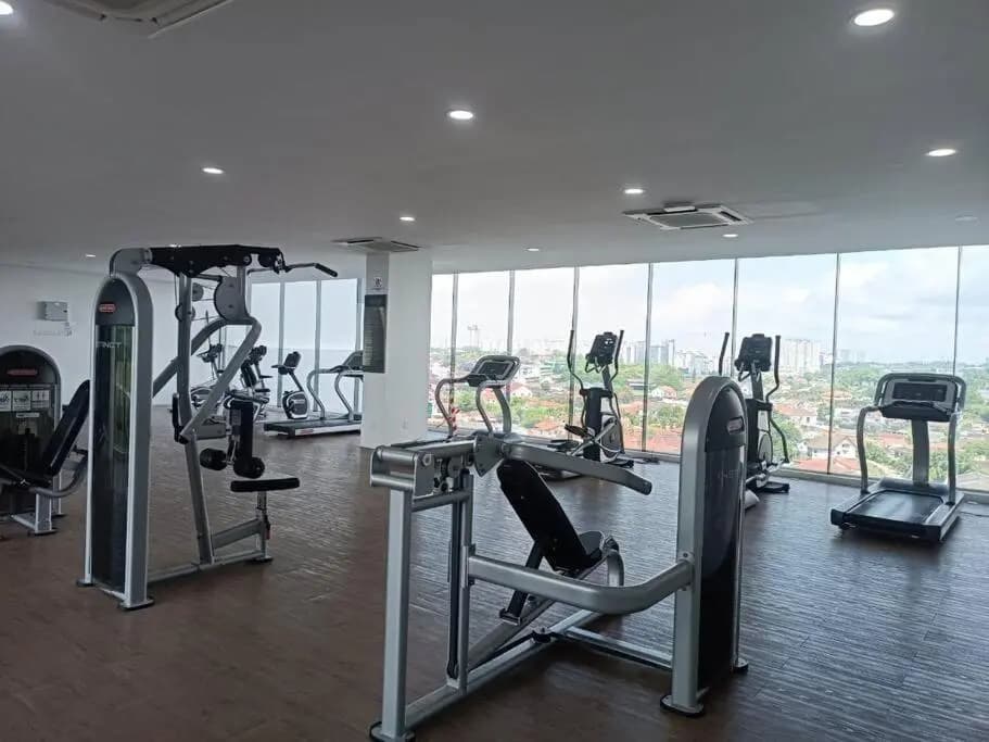 One Tebrau, Scenery Suite by HomestayJB - photo 2