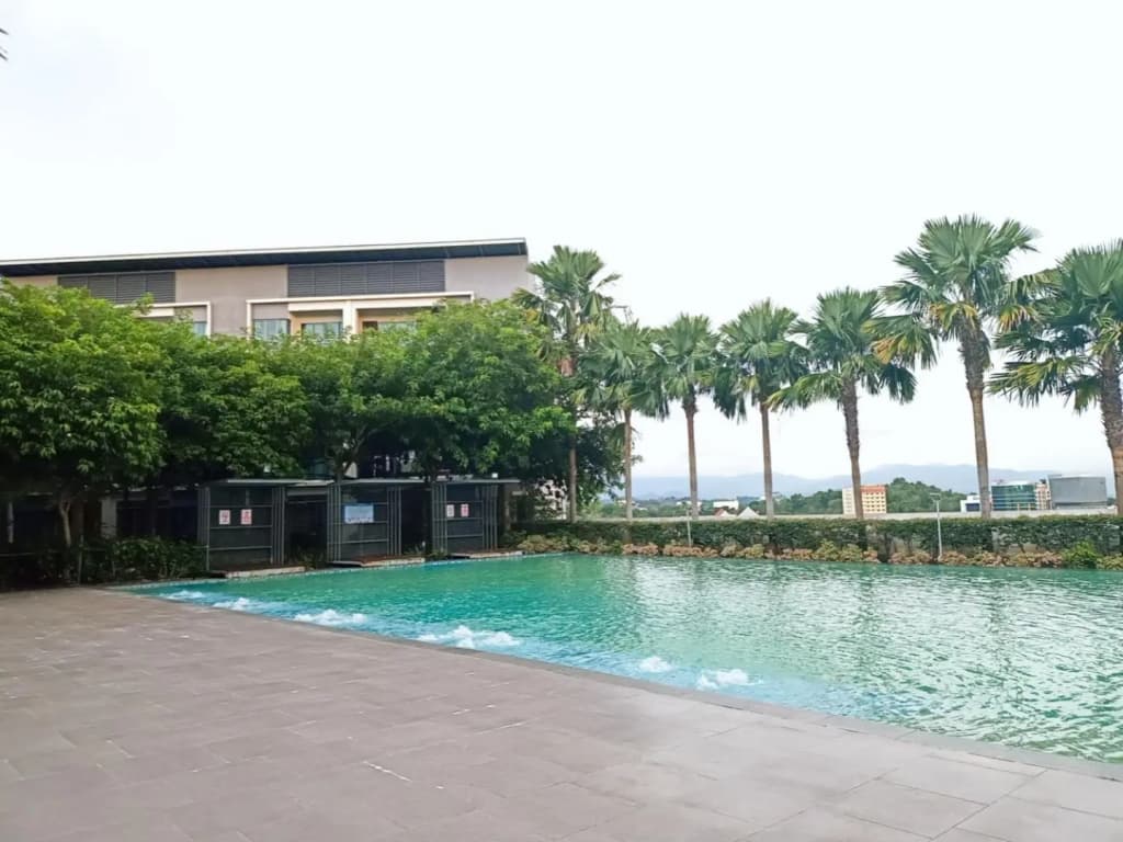 Sunrise Suite Imago Loft Seaview 3 bedroom 1600 sqft above Imago Shopping Mall - photo 1