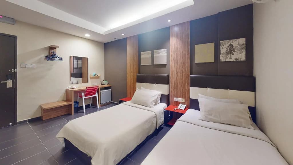 JS Hotel - photo 17