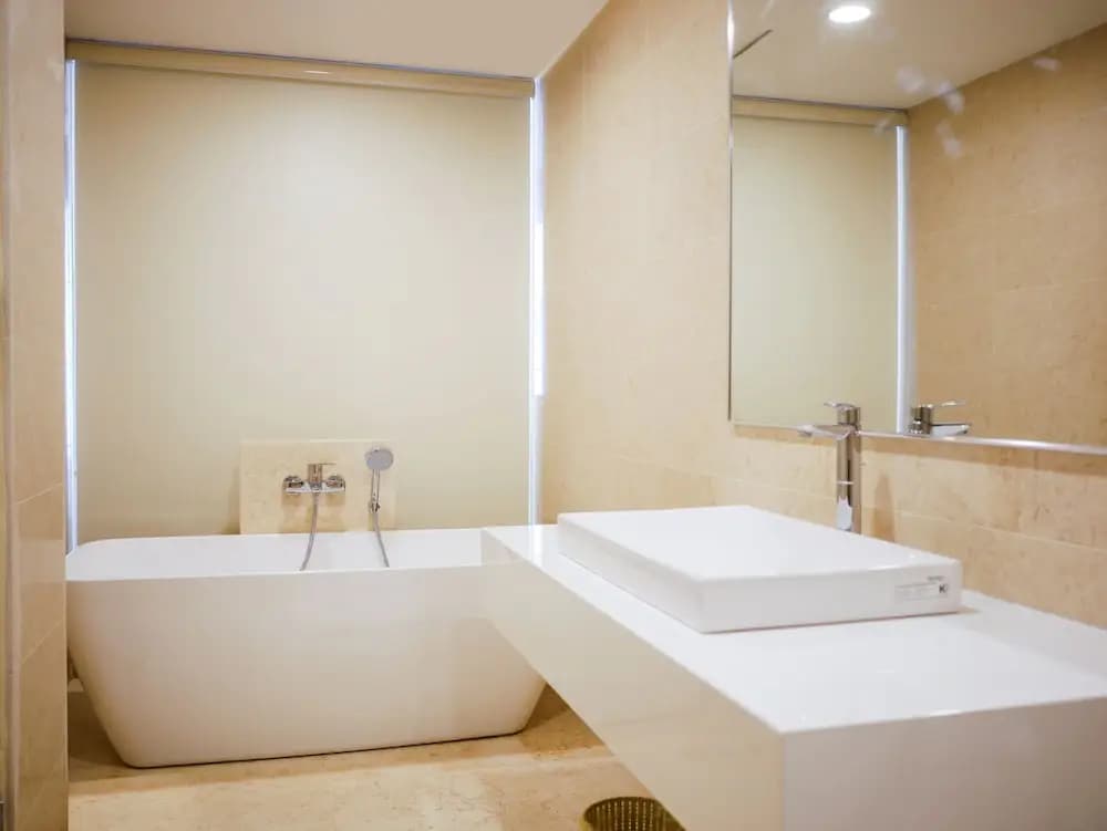 May Full Seaview Luxury Suite - photo 10