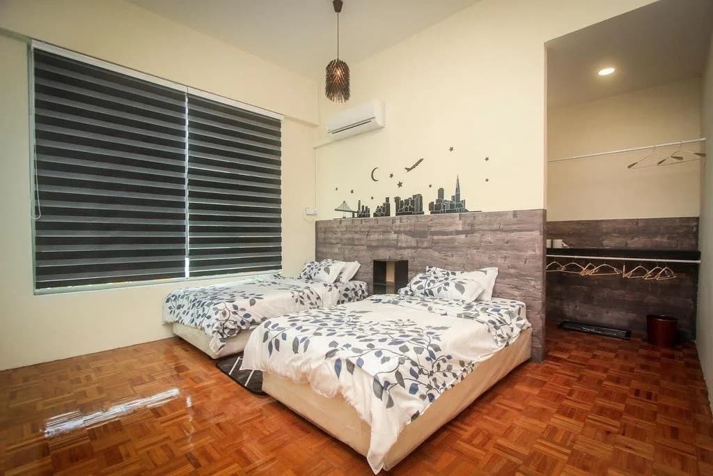 Sibu Swanhouse - main photo