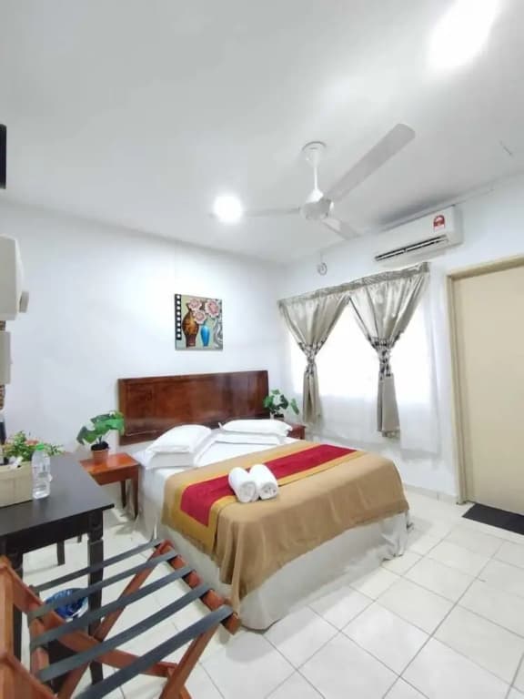 Homestay Ainis Guest House - photo 6