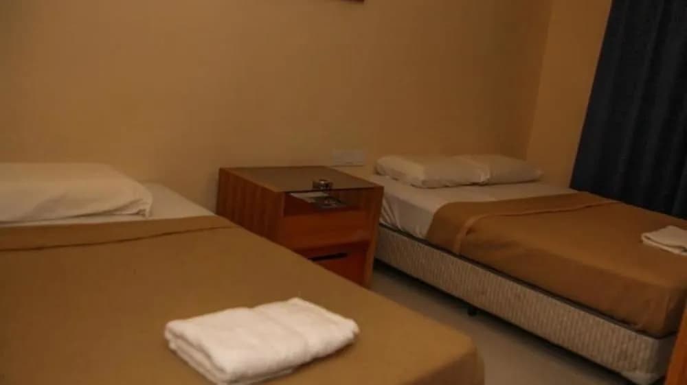Highway Hotels - Rawang - photo 15