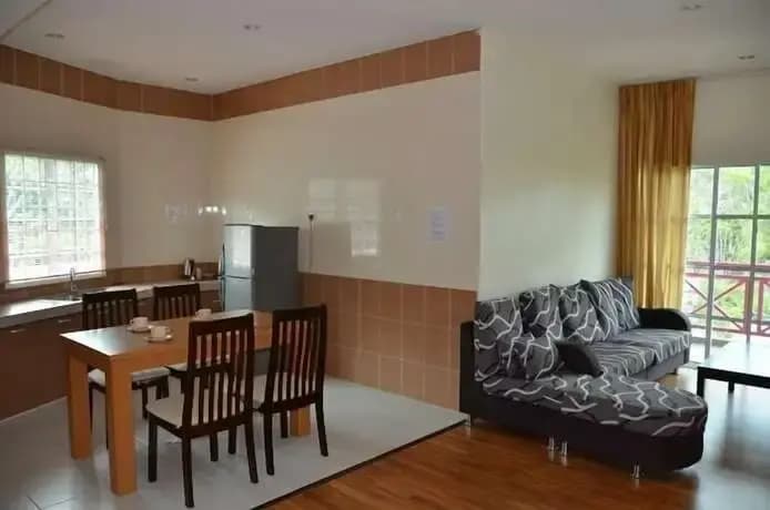 Iris House Resort - photo 13