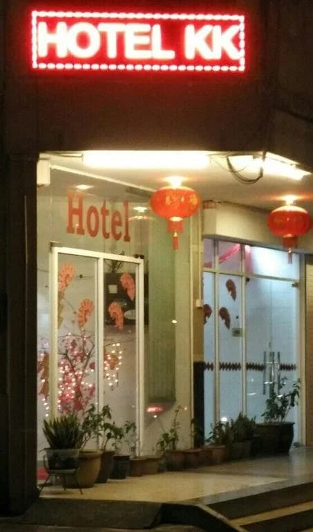KK Hotel - photo 5