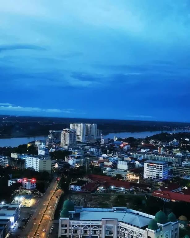 Izz'man Homestay Level 33 Troika Kota Bharu - photo 8