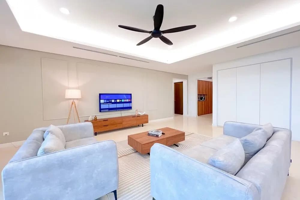 Neu Suites Horizon View Apartments - photo 2