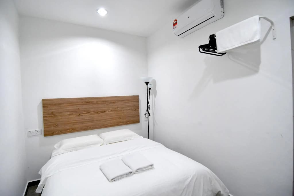 The Bed Hotel - photo 13