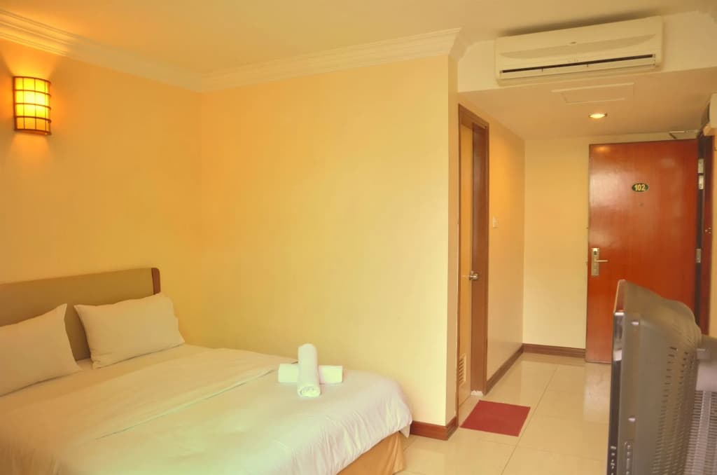 Sandakan Central Hotel - photo 13