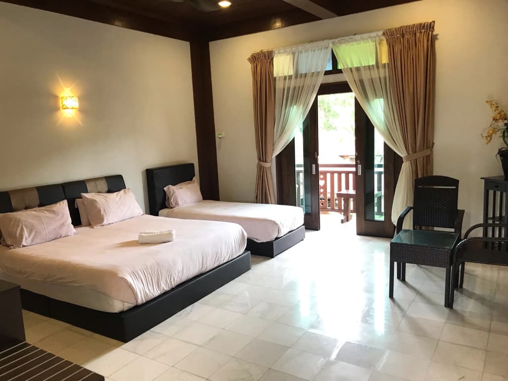 Singgahsana Villa - photo 13