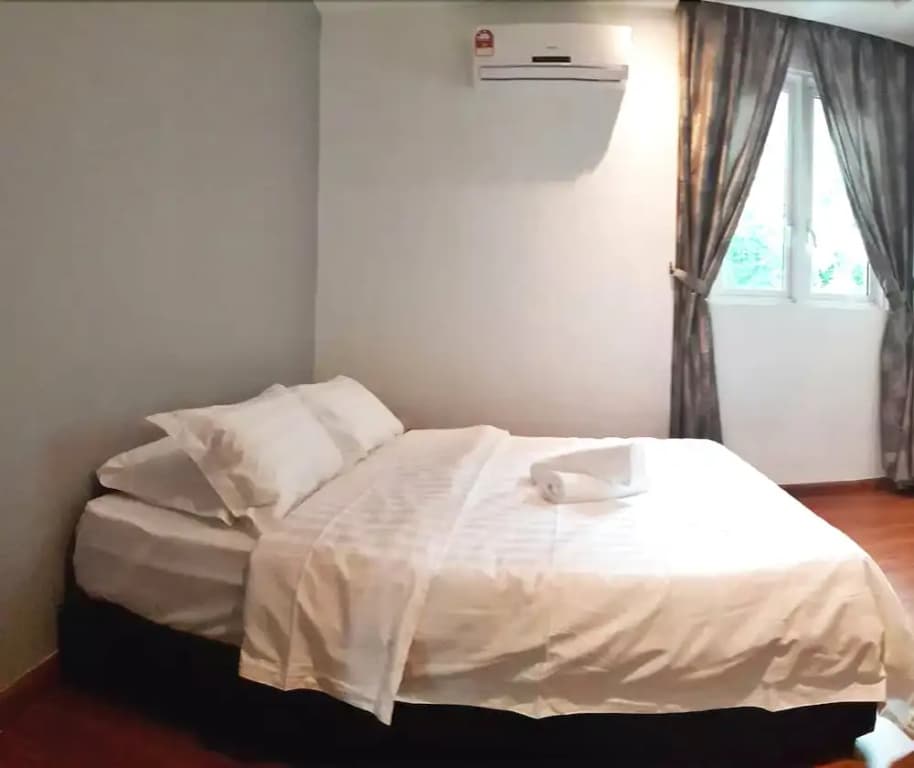 The N Suites Cozy and Spacious - photo 4