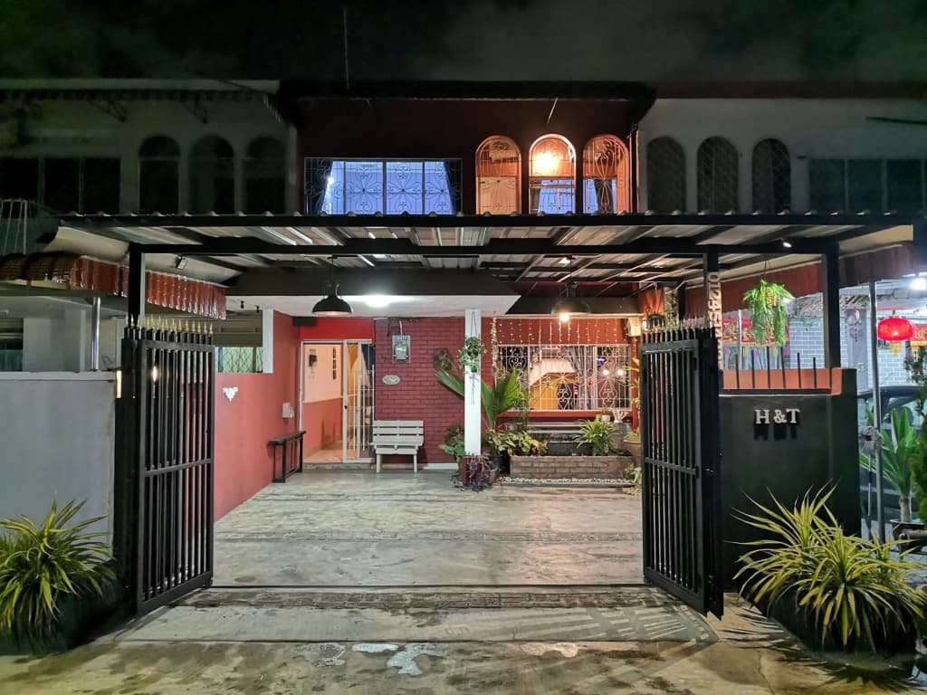H&T Vintage Decor Homestay - photo 2