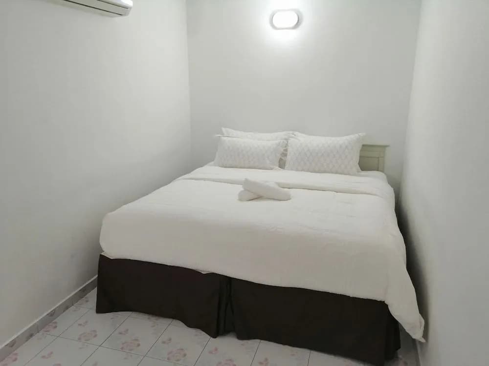 Sri Kencana Motel - photo 11