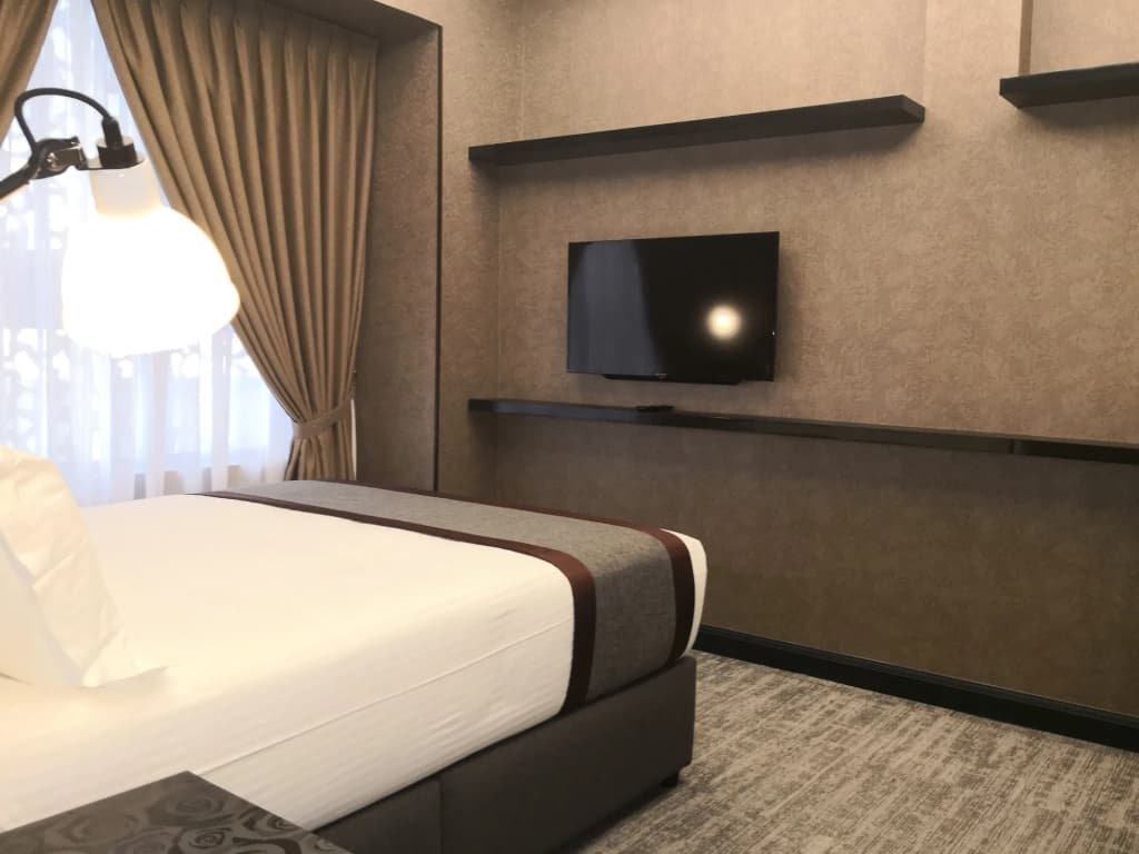 1969 Business Suites - photo 4