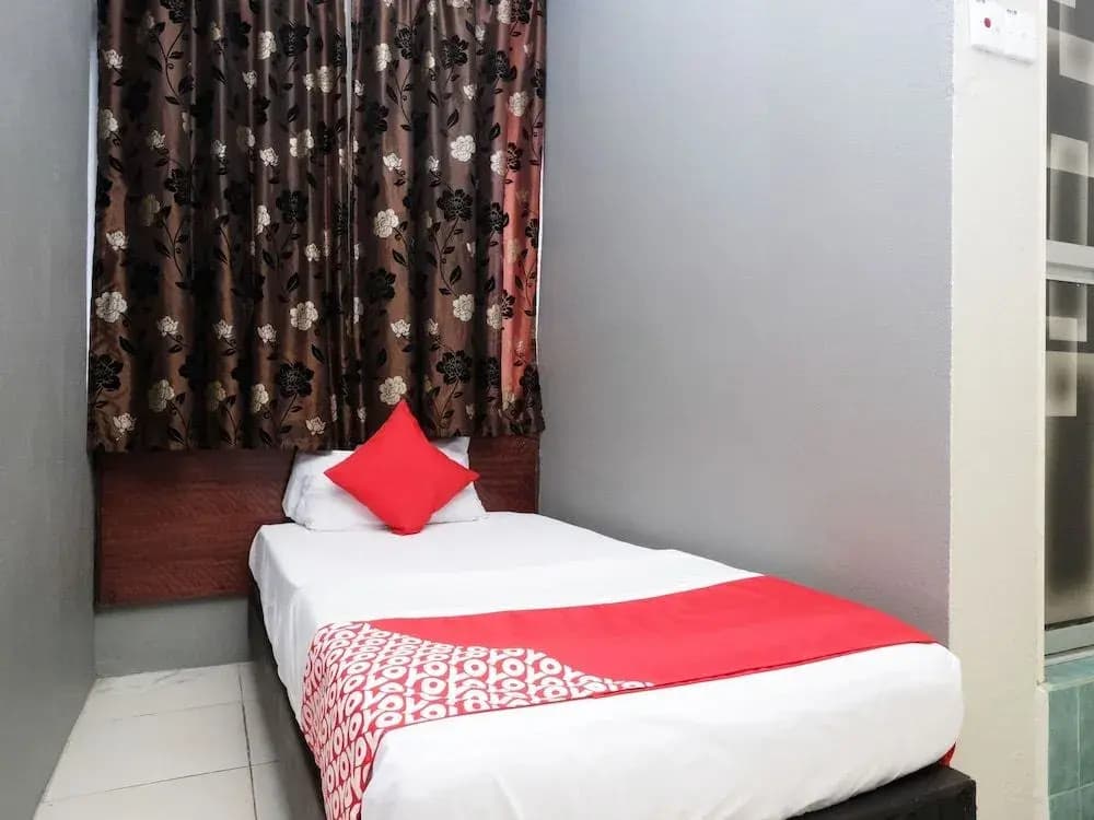 Oyo 1012 Stada Hotel - photo 3