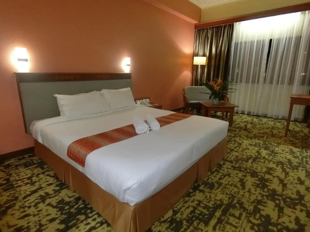 Hotel Grand Continental Kuching - photo 38