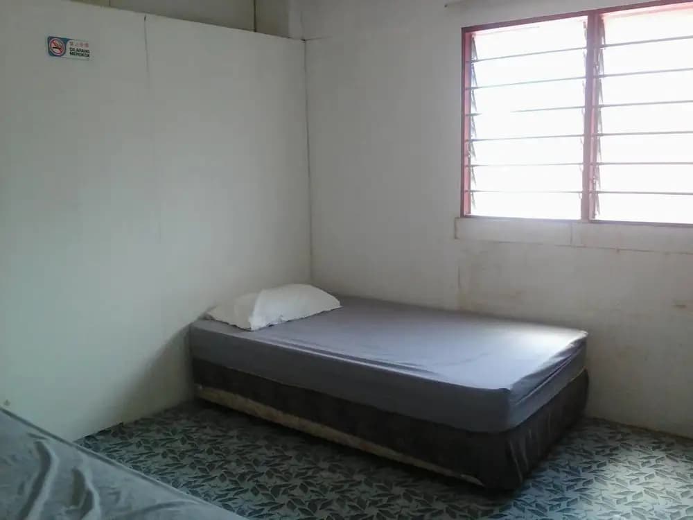 Mermaid & Unicorn Guesthouse - photo 3