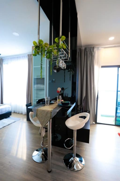 MLH Deluxe Studio Suites @ Landmark Residence - photo 12