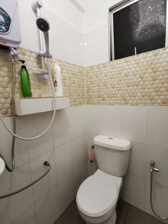 SPOT ON 89963 Sinurambi Homestay 2 - photo 6