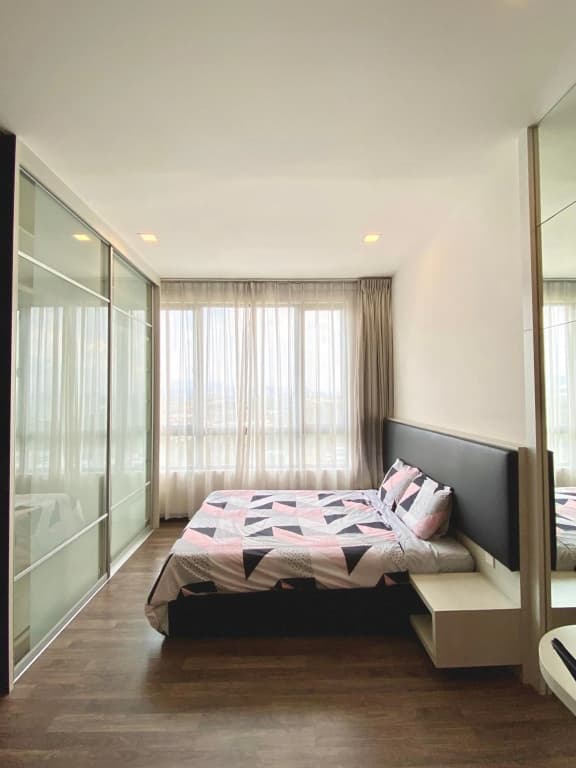 NEW Landmark Residence 2, Studio for 2 pax, High floor, Nice View, Free Parking, Budget Stay - photo 5