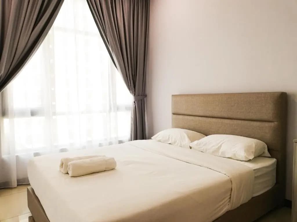 Molek Regency Taman Molek - photo 1