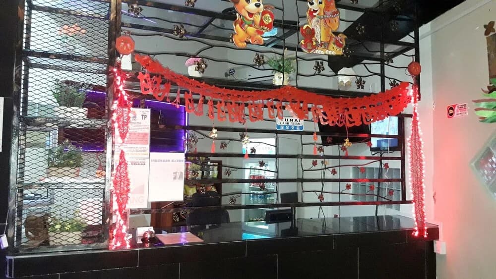 Hotel O Night Queen salak Tinggi - photo 29