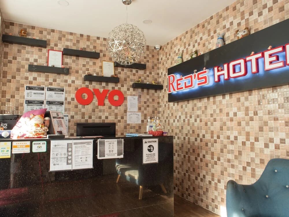 Red's Hotel - photo 14