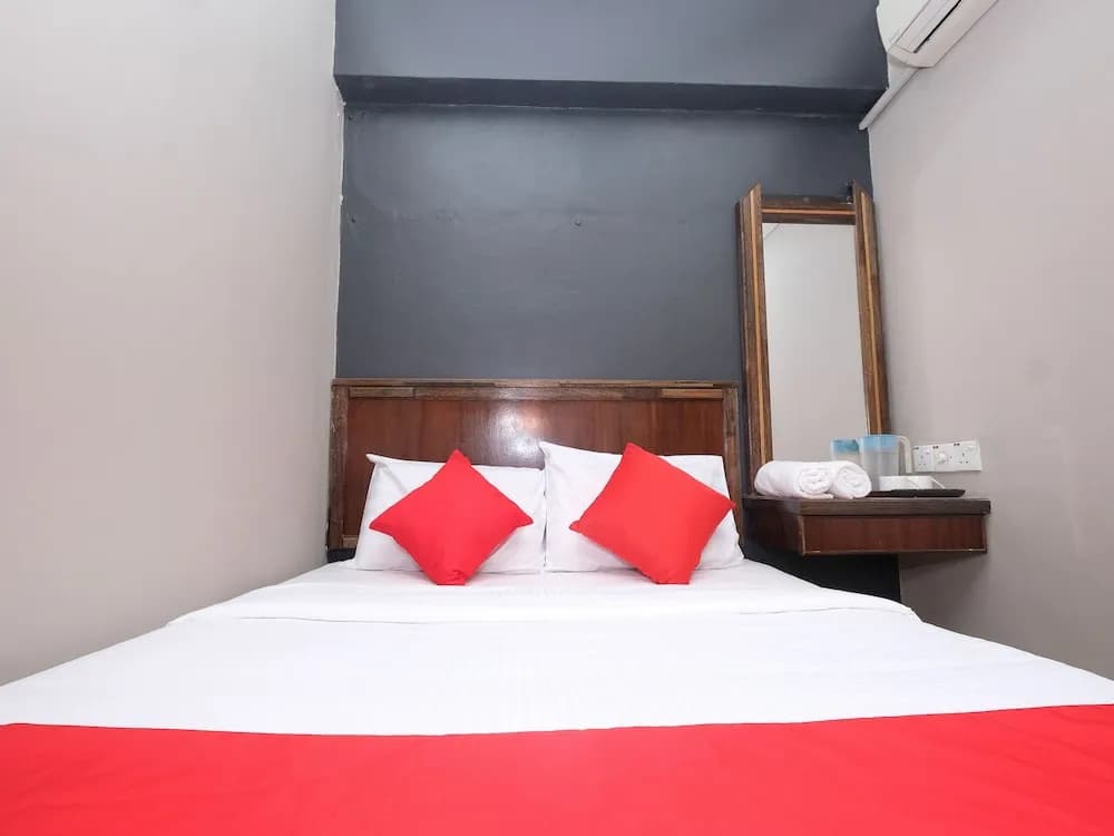 Nice Stay Hotel by OYO Rooms - photo 7