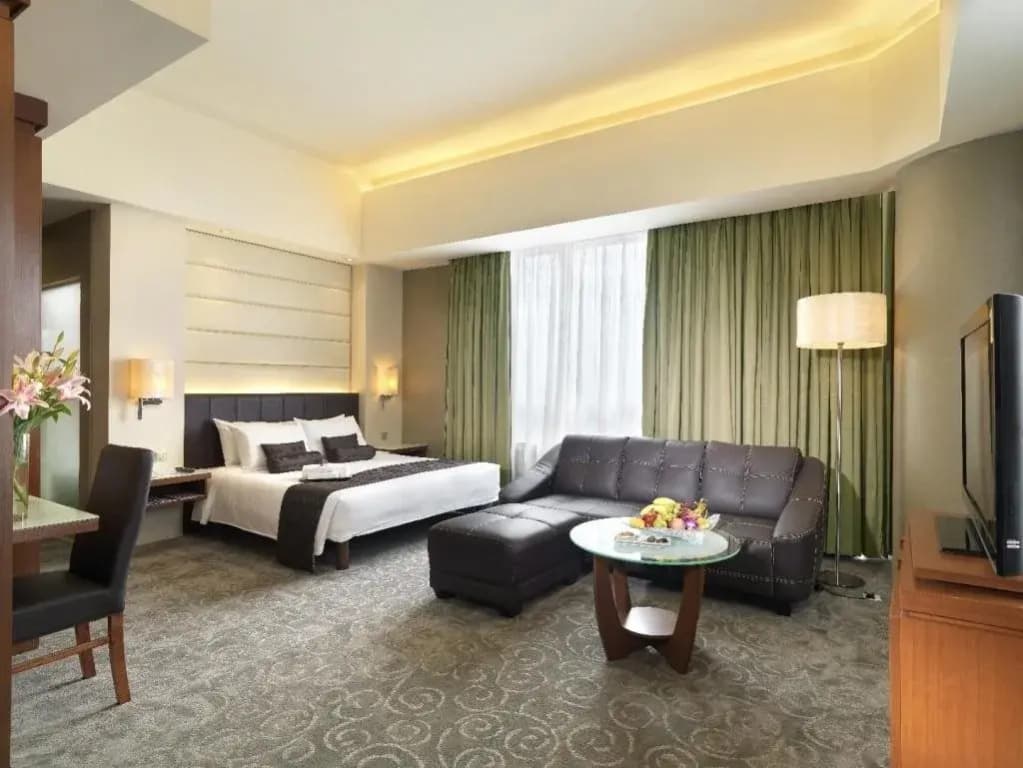 St. Giles Boulevard Hotel - photo 5