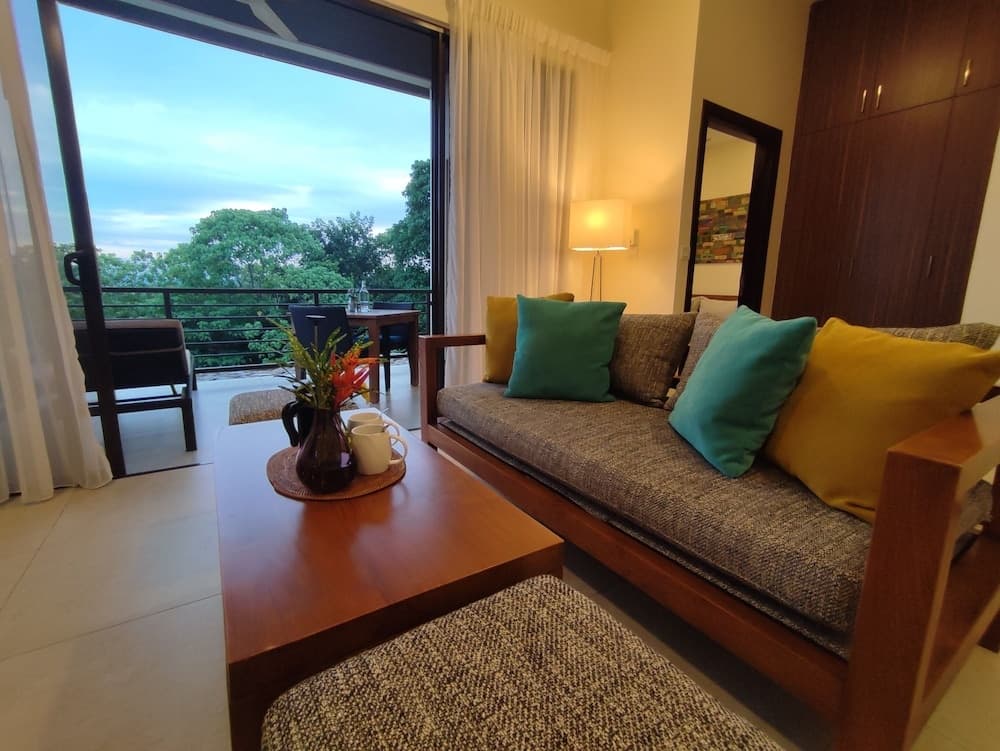 Ranis Lodge - photo 1