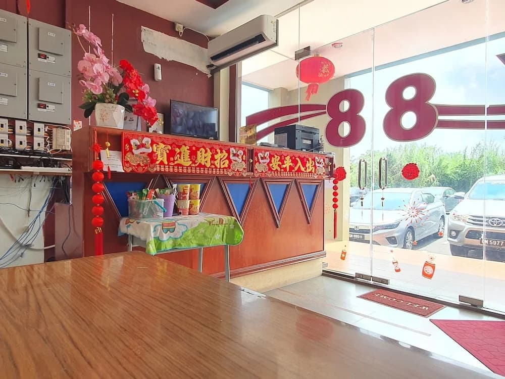 Melody 88 Inn - photo 16