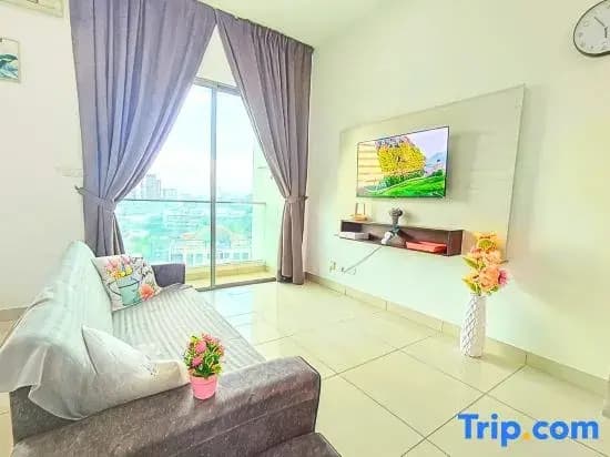 #CS5, Homely Cybersquare Ensuite with Skyline View - photo 9
