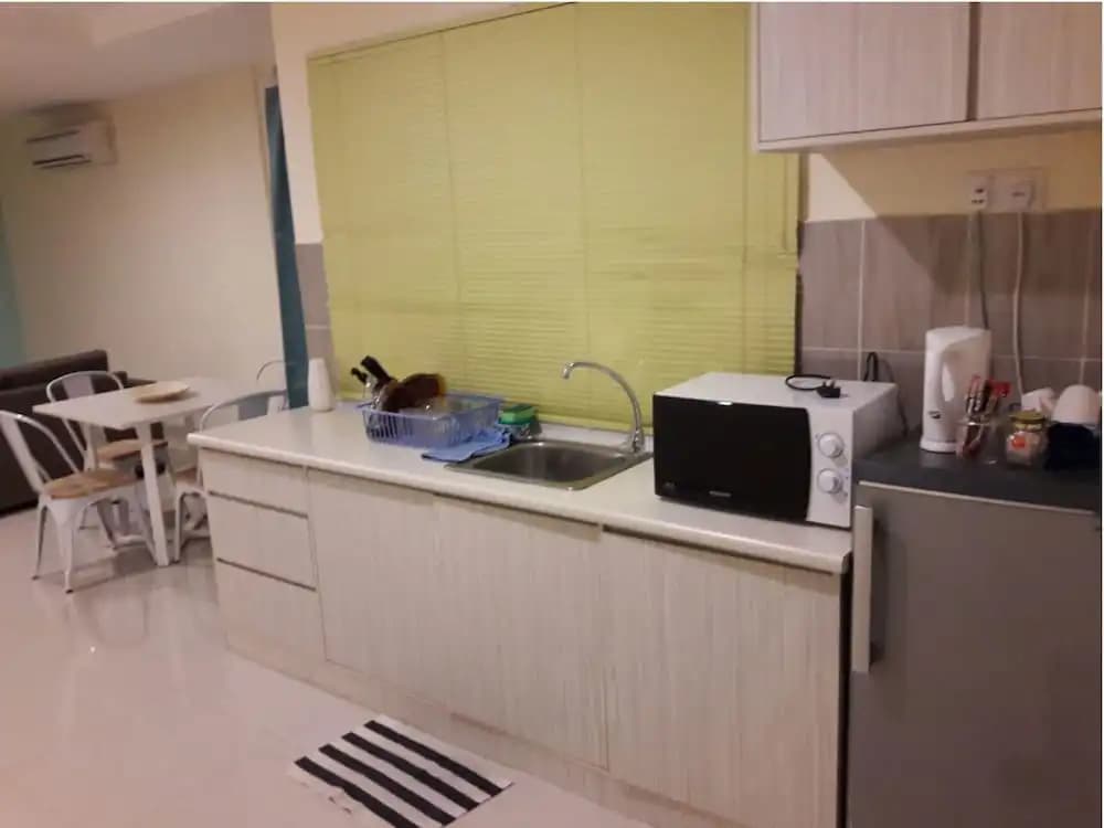 Marina Island Apartment - photo 3