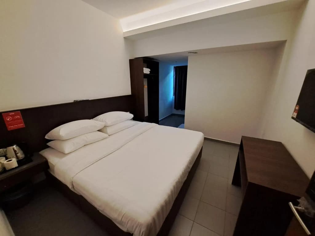 Hotel Al Abraar - photo 3