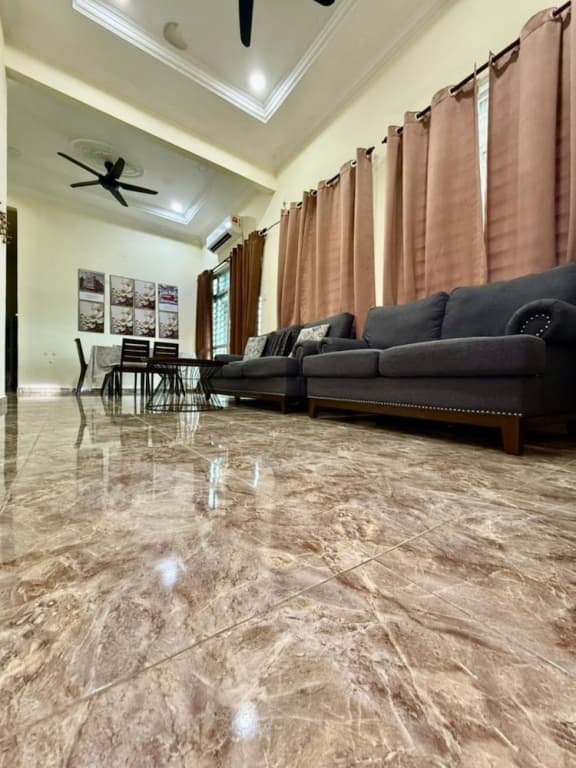Homestay Selesa KPB Guest House - photo 8